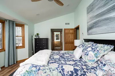 13737 N Lake Shore Dr, Mequon, WI 53097 - Photo 15