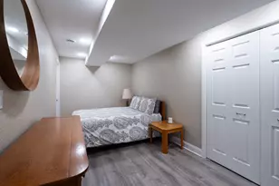 13737 N Lake Shore Dr, Mequon, WI 53097 - Photo 27