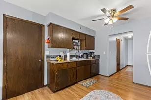 4002 S 91st Pl, Greenfield, WI 53228 - Photo 29
