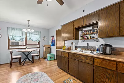4002 S 91st Pl #4004, Greenfield, WI 53228 - Photo 27