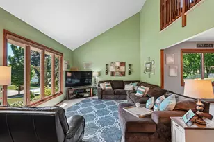2814 Buckingham Ct, Waukesha, WI 53188 - Photo 5
