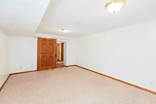 401 Oak Ridge Ct, Fort Atkinson, WI 53538 - Photo 27