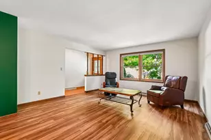 150 N 87th St, Wauwatosa, WI 53226 - Photo 9