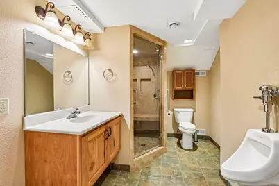 150 N 87th St, Wauwatosa, WI 53226 - Photo 29