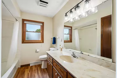 150 N 87th St, Wauwatosa, WI 53226 - Photo 21