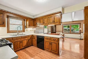 150 N 87th St, Wauwatosa, WI 53226 - Photo 3