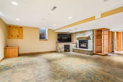 150 N 87th St, Wauwatosa, WI 53226 - Photo 33