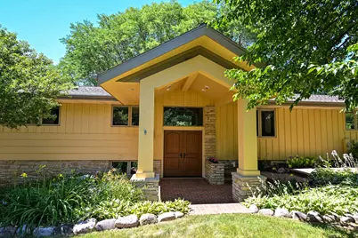 5792  Finch Ln, Greendale, WI 53129 - Photo 45