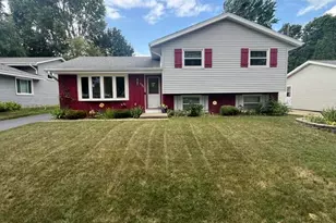 2108 Hemlock St, West Bend, WI 53090 - Photo 1