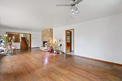 9041 N Rexleigh Dr, Bayside, WI 53217 - Photo 7