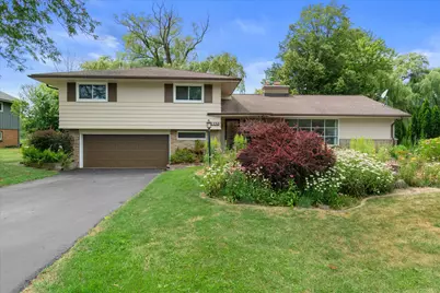 9041 N Rexleigh Dr, Bayside, WI 53217 - Photo 1