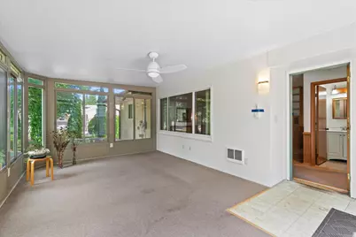 9041 N Rexleigh Dr, Bayside, WI 53217 - Photo 21