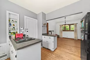 145 N 70th St, Milwaukee, WI 53213 - Photo 13
