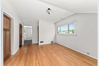 145 N 70th St, Milwaukee, WI 53213 - Photo 19