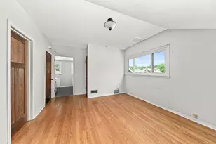 145 N 70th St, Milwaukee, WI 53213 - Photo 19