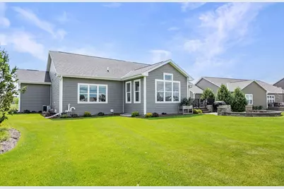 2929  Mendota Dr, Summit, WI 53066 - Photo 35