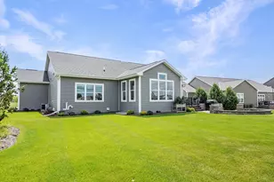 2929 Mendota Dr, Summit, WI 53066 - Photo 35