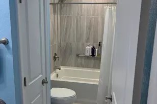 N114W16720 Crown Dr, Germantown, WI 53022 - Photo 17