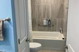 N114W16680 Crown Dr, Germantown, WI 53022 - Photo 31