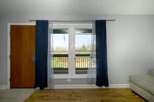 N114W16680 Crown Dr, Germantown, WI 53022 - Photo 13