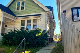 1532 S 23rd St, Milwaukee, WI 53204 - Photo 3