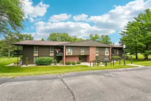 21 Matterhorn Cir, Geneva, WI 53147 - Photo 19