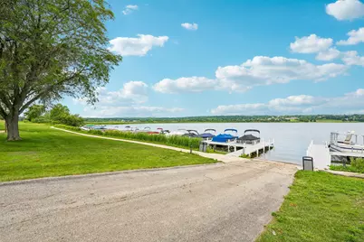 21  Matterhorn Cir #12, Geneva, WI 53147 - Photo 3