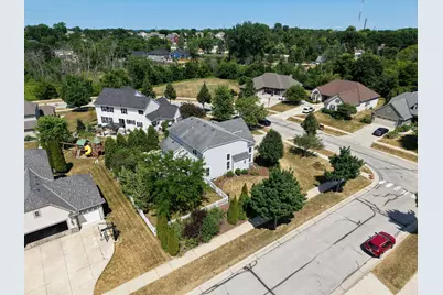 10375 S Monardy Ln, Oak Creek, WI 53154 - Photo 55