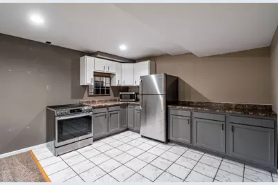 10375 S Monardy Ln, Oak Creek, WI 53154 - Photo 41