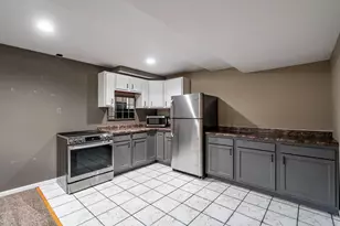 10375 S Monardy Ln, Oak Creek, WI 53154 - Photo 41