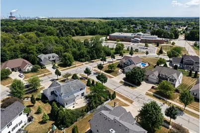 10375 S Monardy Ln, Oak Creek, WI 53154 - Photo 61