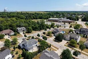 10375 S Monardy Ln, Oak Creek, WI 53154 - Photo 61