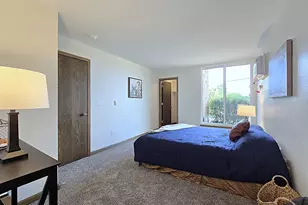 8747 N 72nd St, Milwaukee, WI 53223 - Photo 17