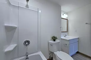 8747 N 72nd St, Milwaukee, WI 53223 - Photo 25