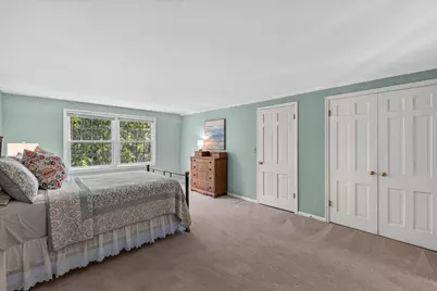 945 W Shaker Cir, Mequon, WI 53092 - Photo 35
