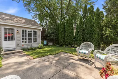 945 W Shaker Cir, Mequon, WI 53092 - Photo 45