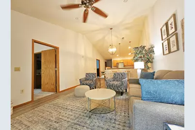 2178  Pine Ridge Ct #D, Grafton, WI 53024 - Photo 15