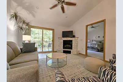 2178  Pine Ridge Ct #D, Grafton, WI 53024 - Photo 13