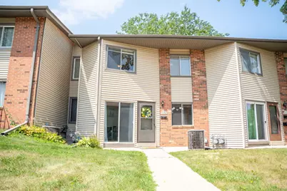 W169N11506  Biscayne Dr, Germantown, WI 53022 - Photo 1