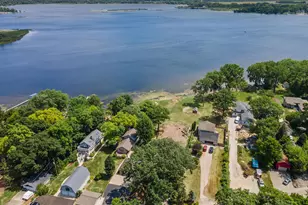 7301 W Wind Lake Rd, Racine, WI 53185 - Photo 55