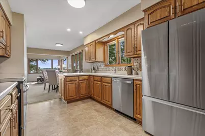 7301 W Wind Lake Rd, Racine, WI 53185 - Photo 13