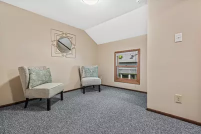 7301 W Wind Lake Rd, Racine, WI 53185 - Photo 23