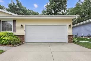 1827 Creek Rd, West Bend, WI 53090 - Photo 31