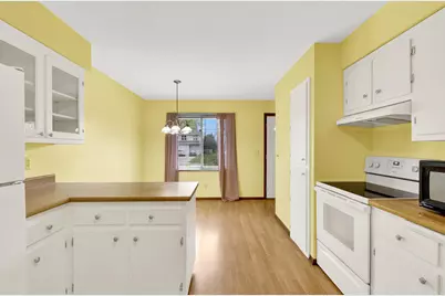 1827  Creek Rd, West Bend, WI 53090 - Photo 15