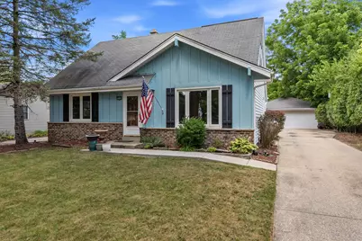 10404 W Darnel Ave, Milwaukee, WI 53224 - Photo 23