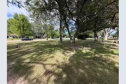5713 W Calumet Rd, Milwaukee, WI 53223 - Photo 89