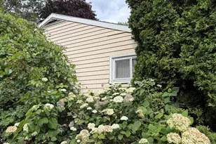 5713 W Calumet Rd, Milwaukee, WI 53223 - Photo 7