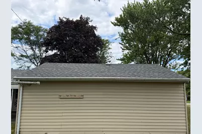 5713 W Calumet Rd, Milwaukee, WI 53223 - Photo 17