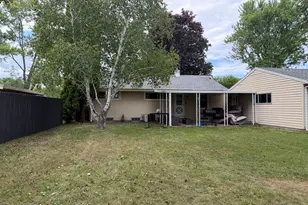 5713 W Calumet Rd, Milwaukee, WI 53223 - Photo 83