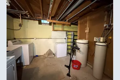 5713 W Calumet Rd, Milwaukee, WI 53223 - Photo 67